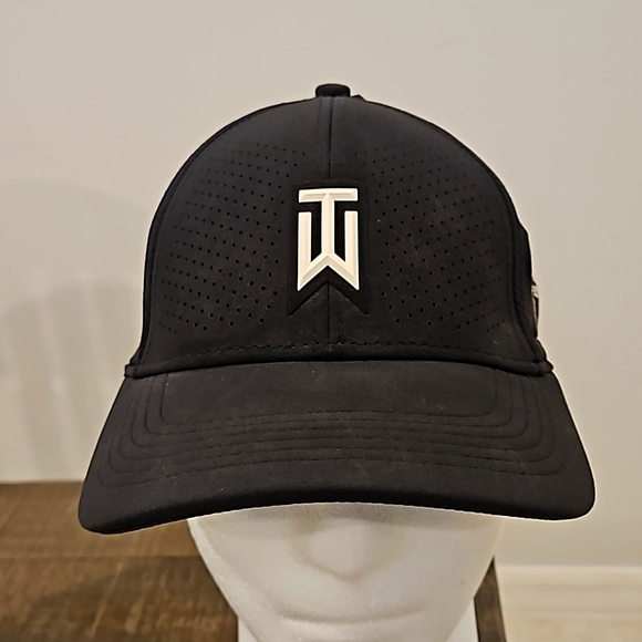 Nike/Tiger Woods Baseball Hat - Picture 1 of 7